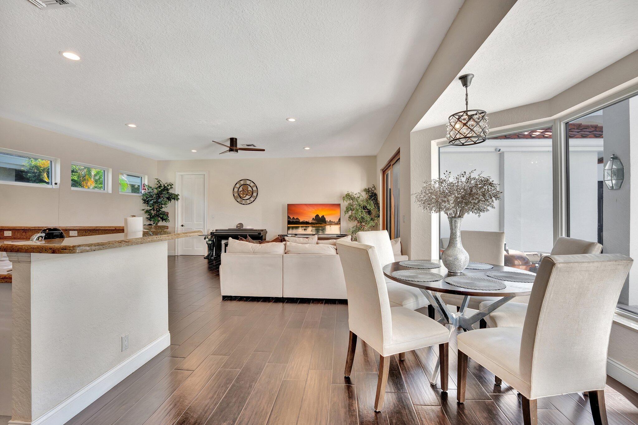 SEASONS - Residential