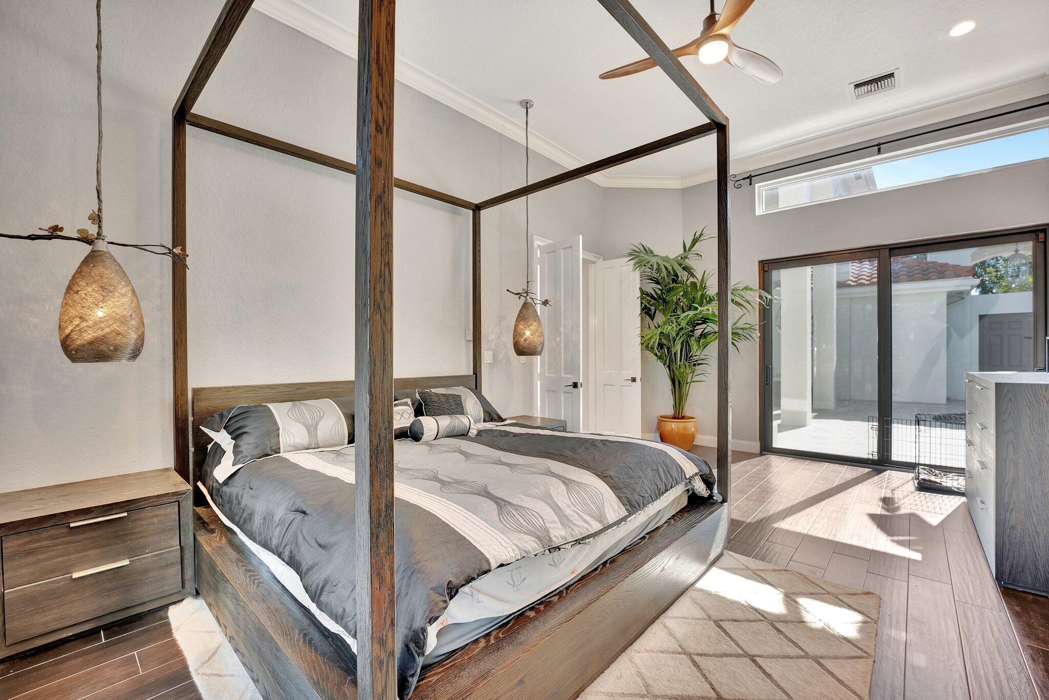 SEASONS - Residential