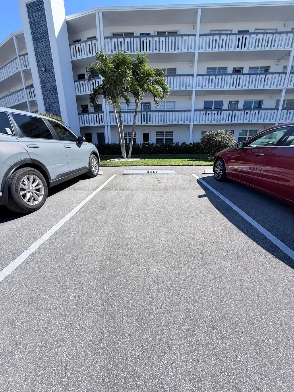 Photo of 4108 Oakridge V #4108, Deerfield Beach, FL 33442 (MLS # R11162034)