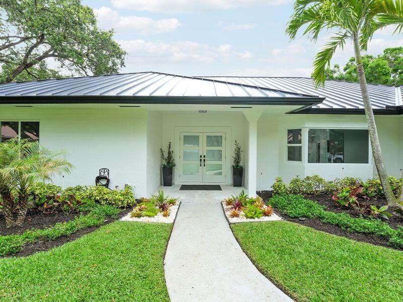 18457 SE Heritage Oaks Lane