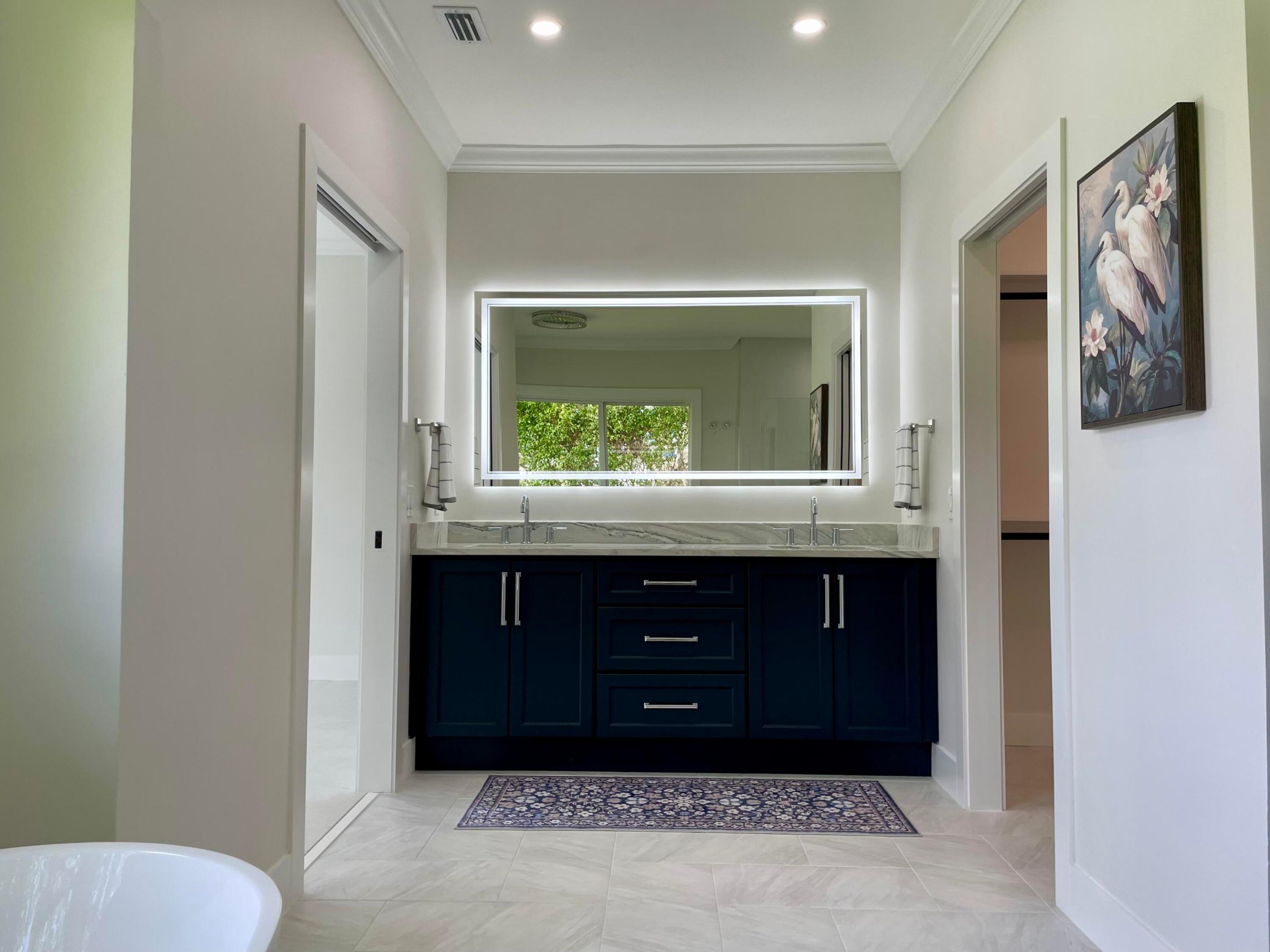 HERITAGE OAKS - Residential
