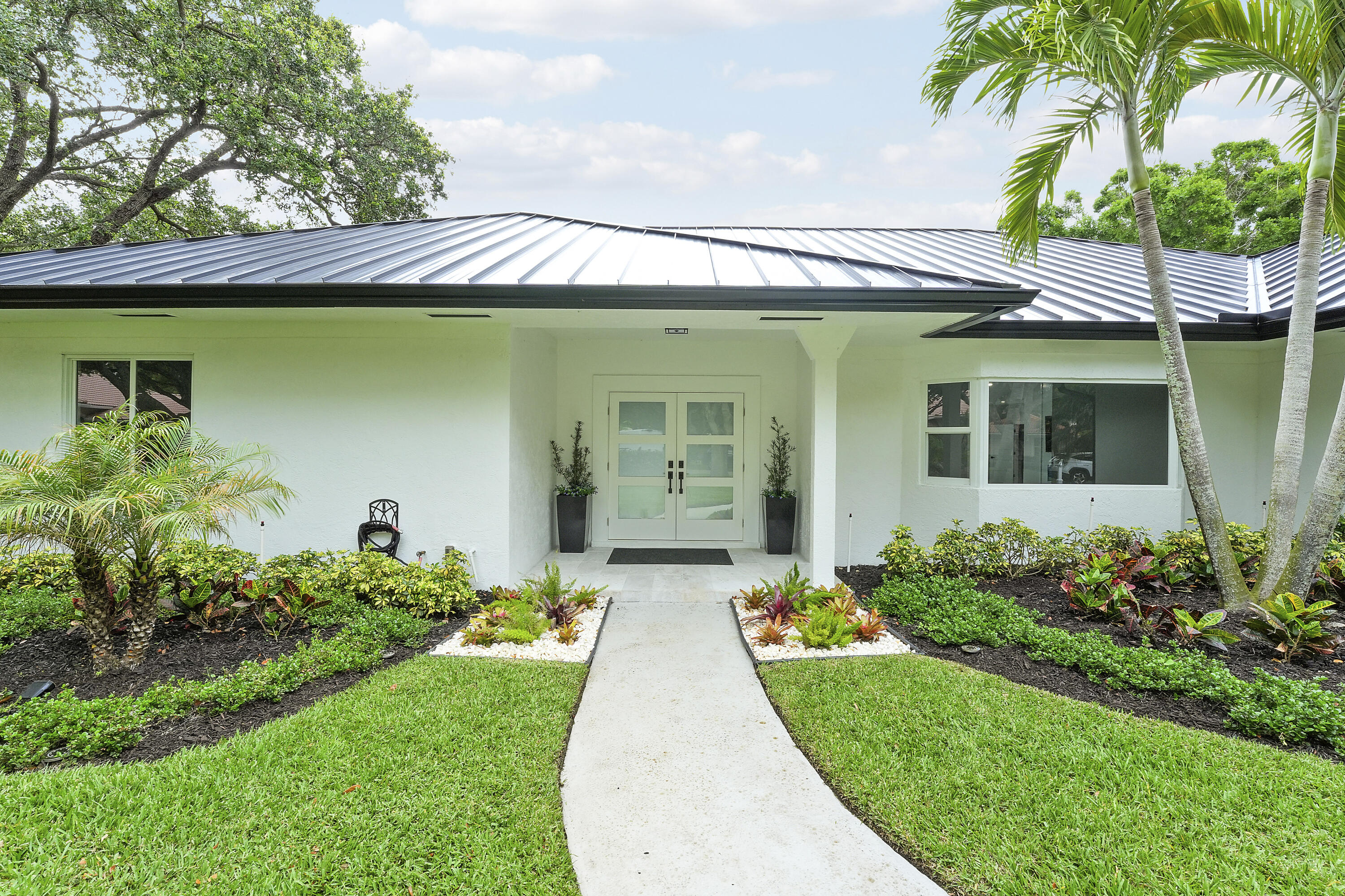 18457 SE Heritage Oaks Lane