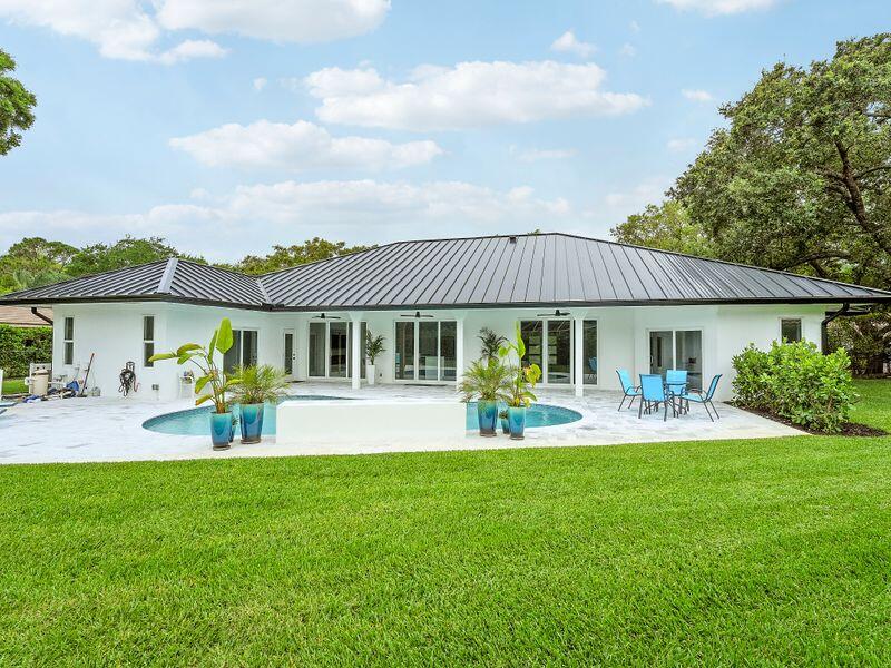 HERITAGE OAKS - Residential