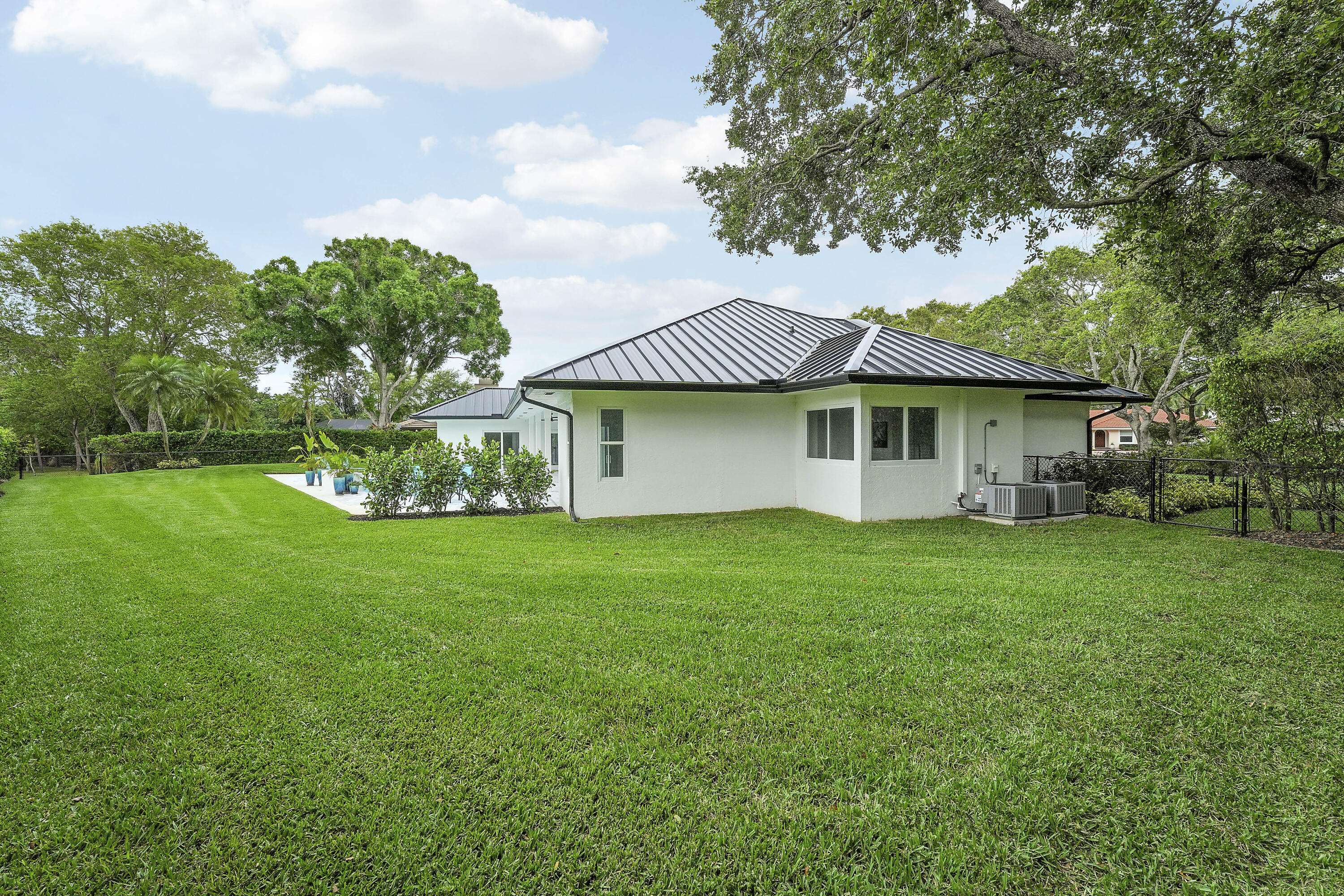 18457 SE Heritage Oaks Lane