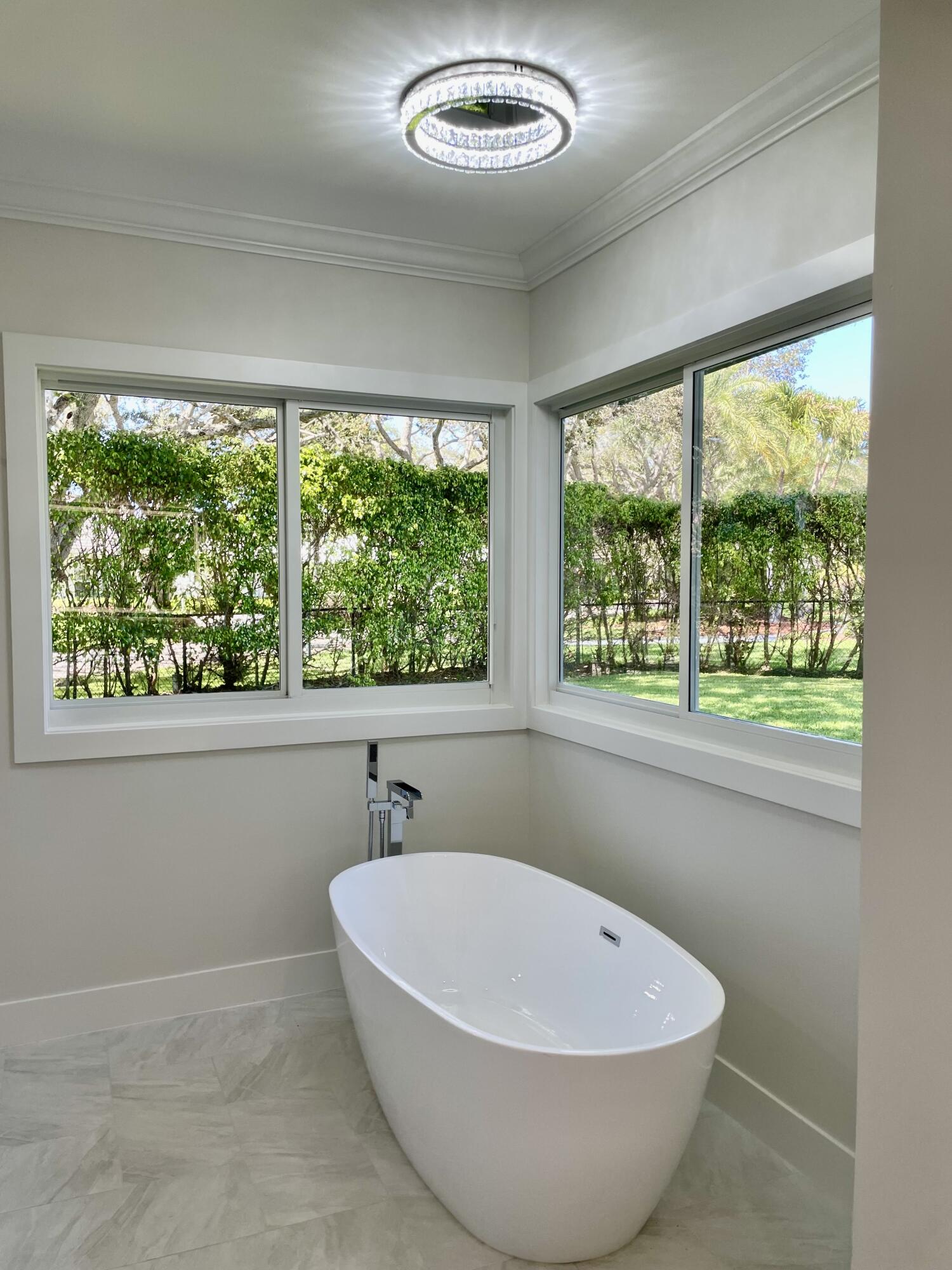 HERITAGE OAKS - Residential