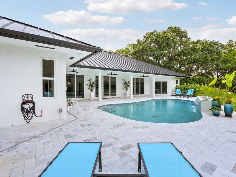 HERITAGE OAKS - Residential