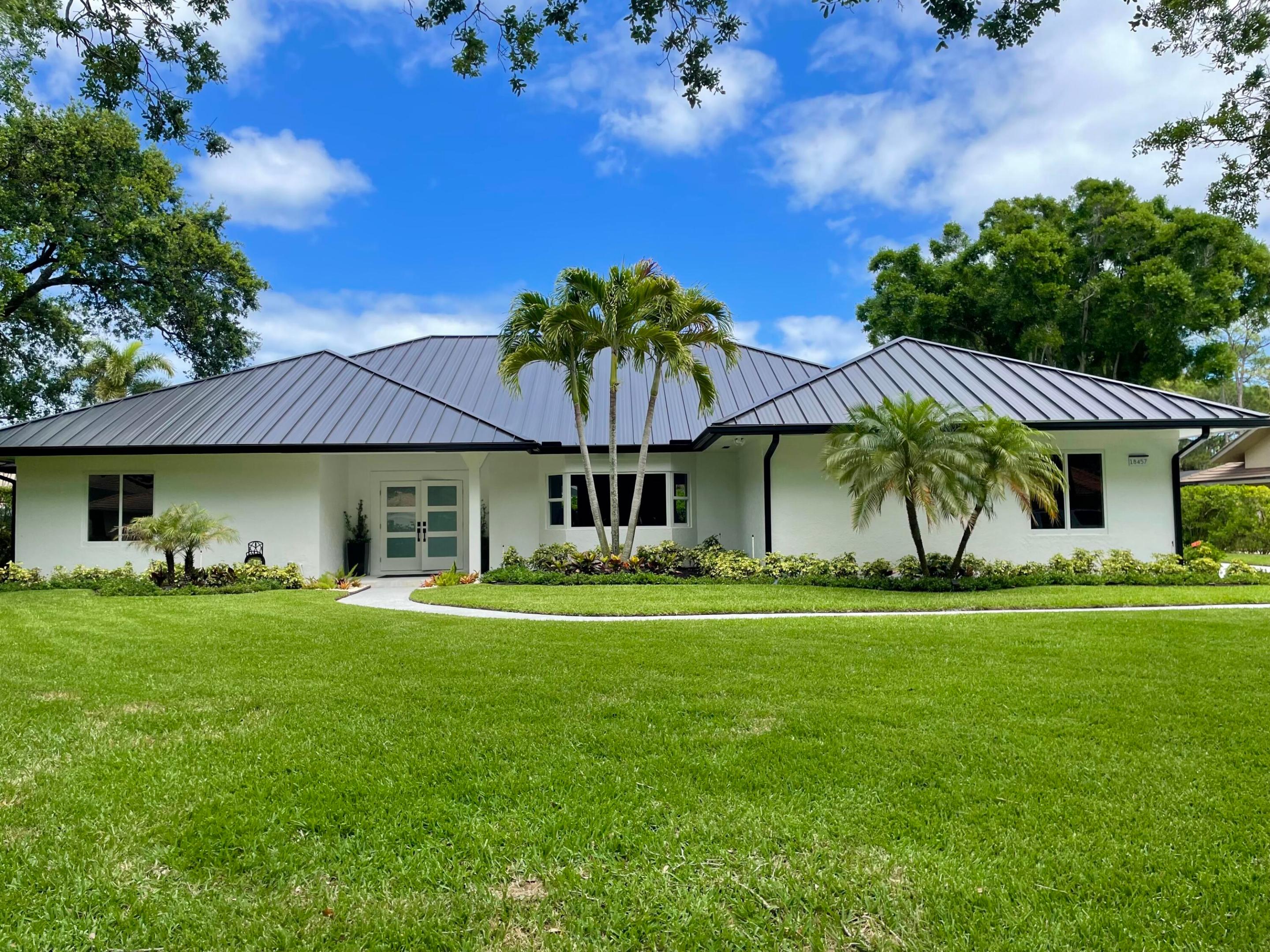 18457 SE Heritage Oaks Lane