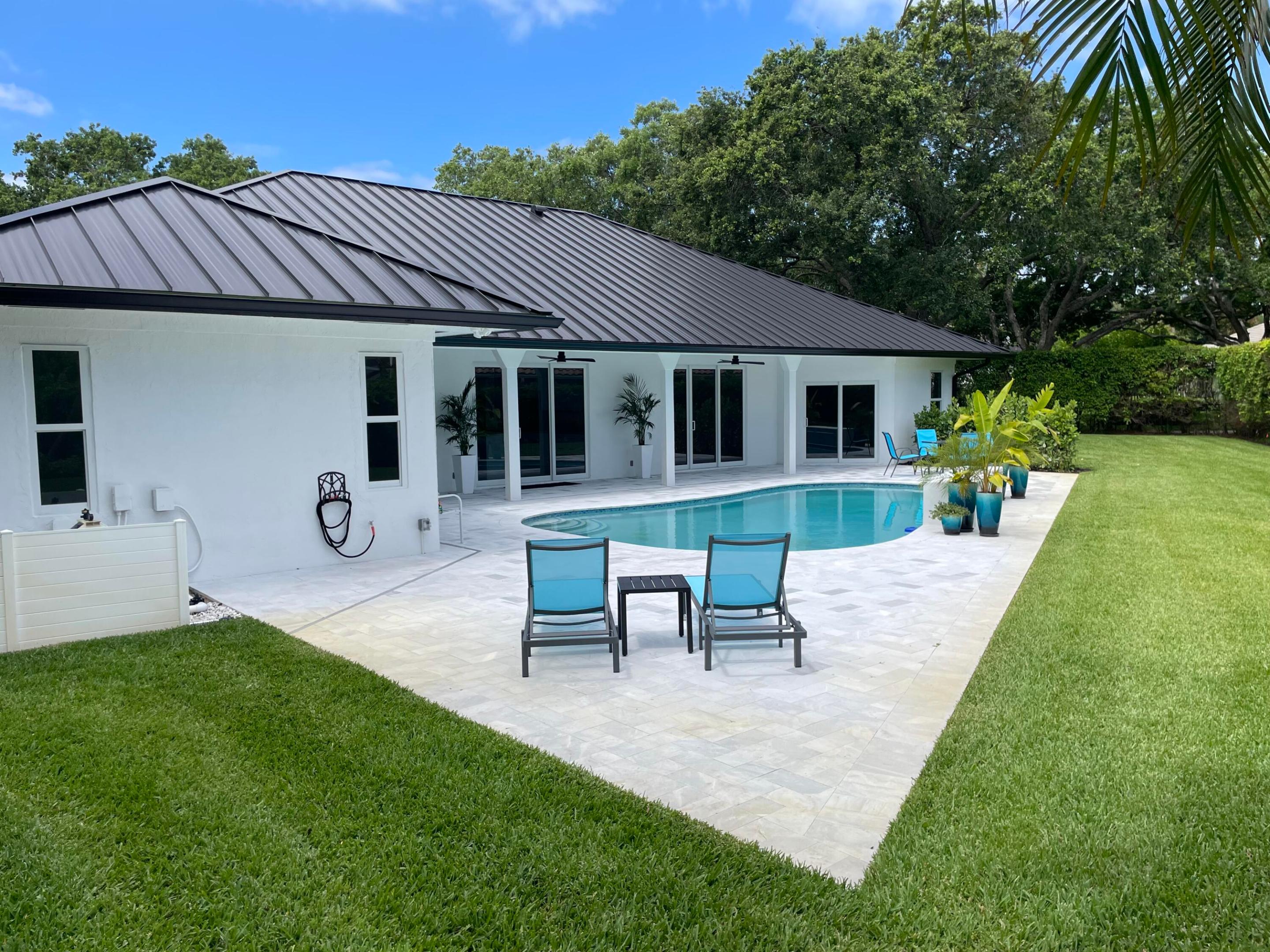 HERITAGE OAKS - Residential
