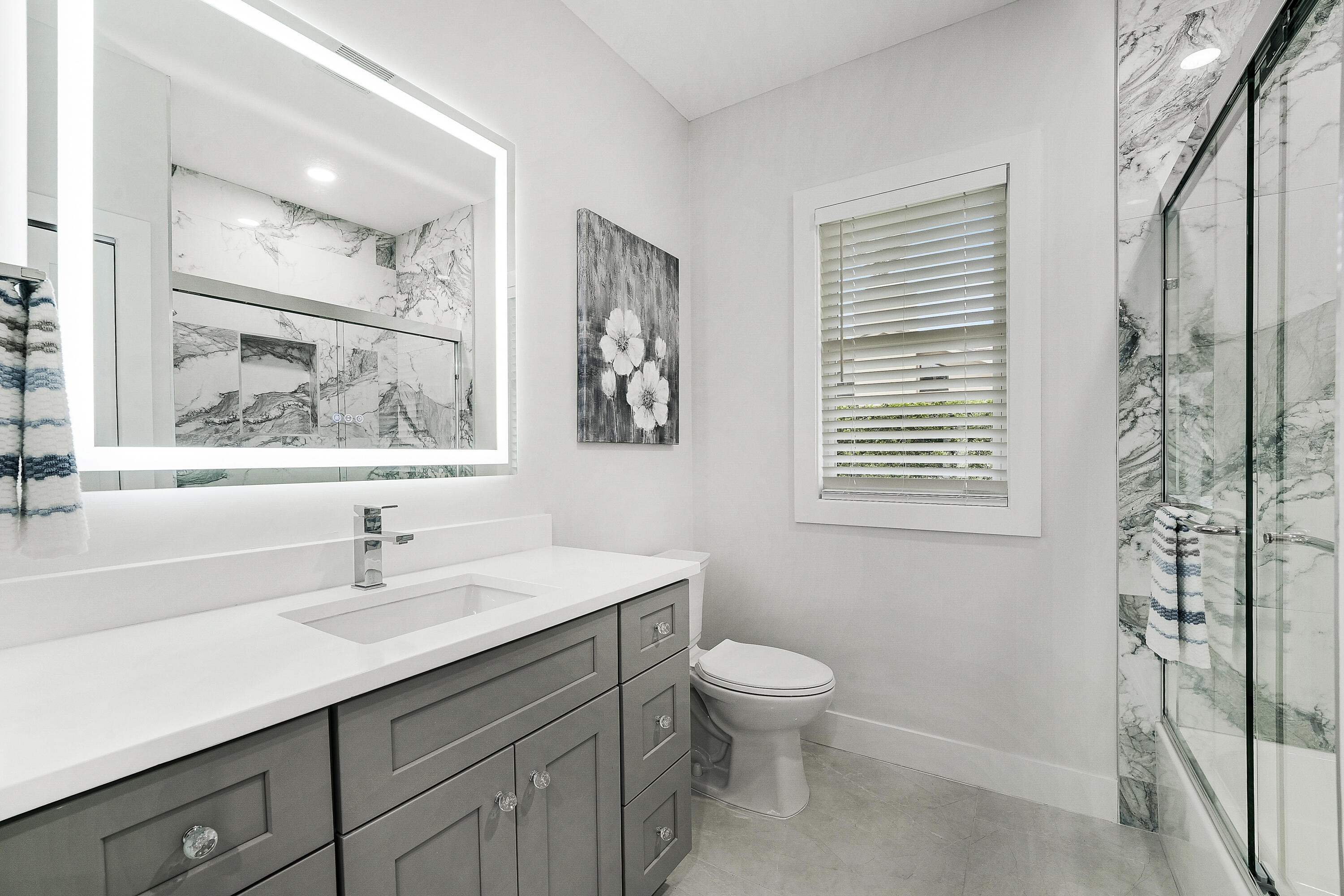HERITAGE OAKS - Residential