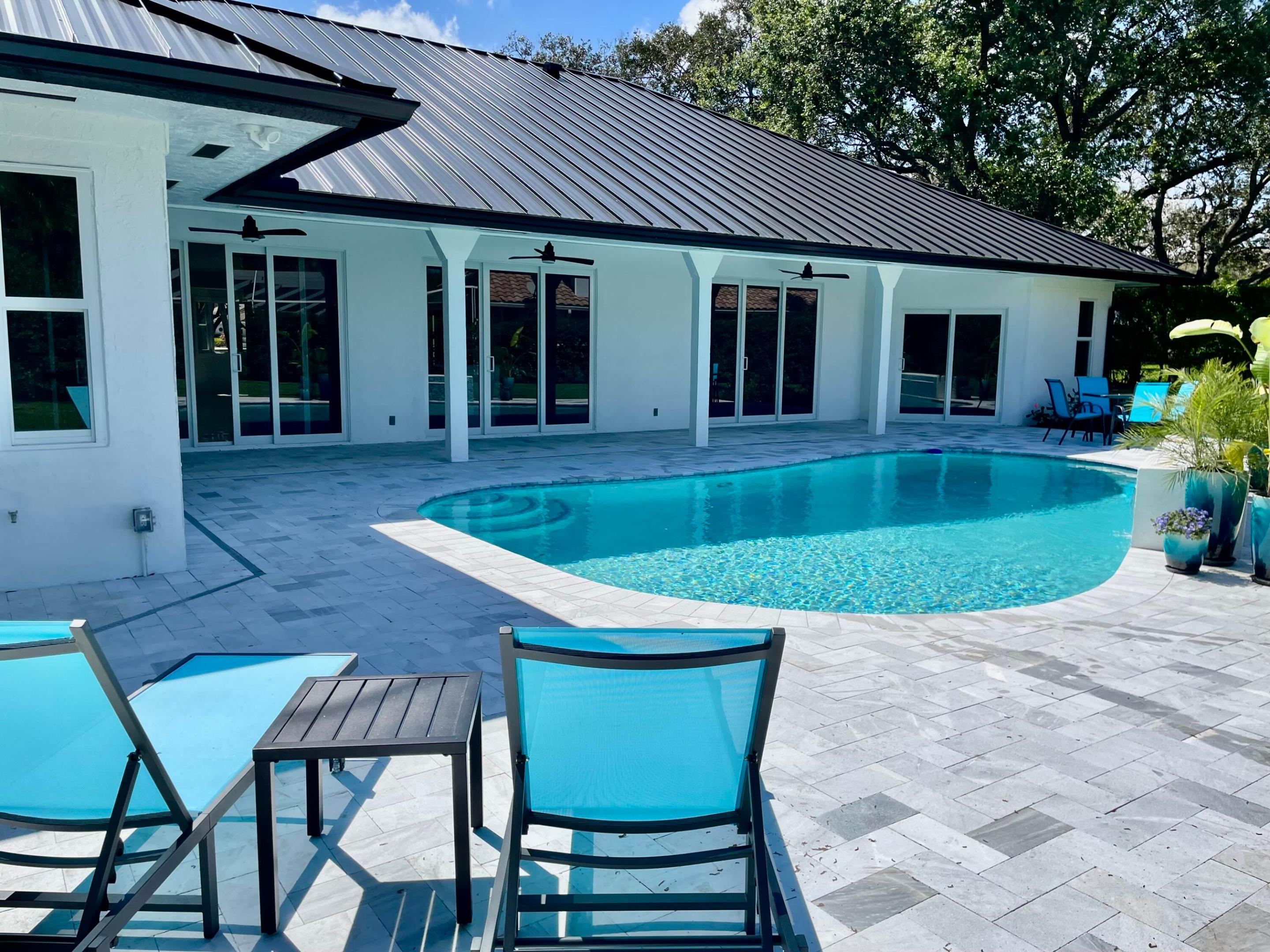 HERITAGE OAKS - Residential