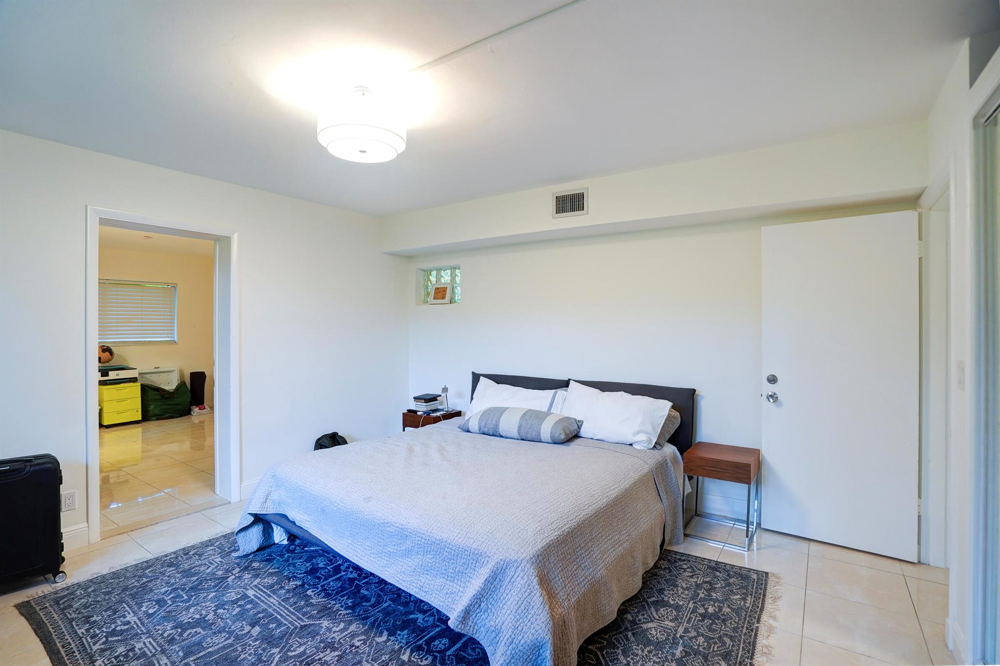 NORTH SHORE TERRACE 2 - Residential Lease