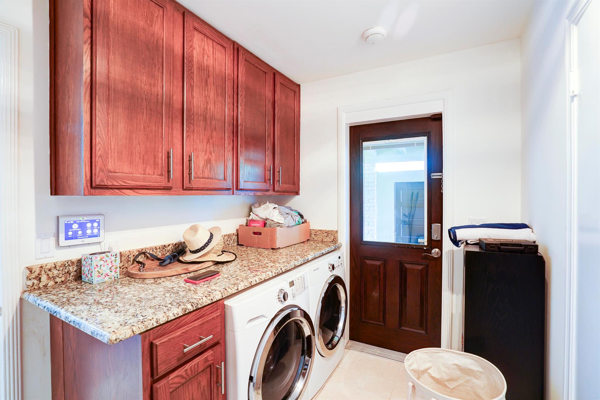 NORTH SHORE TERRACE 2 - Residential Lease