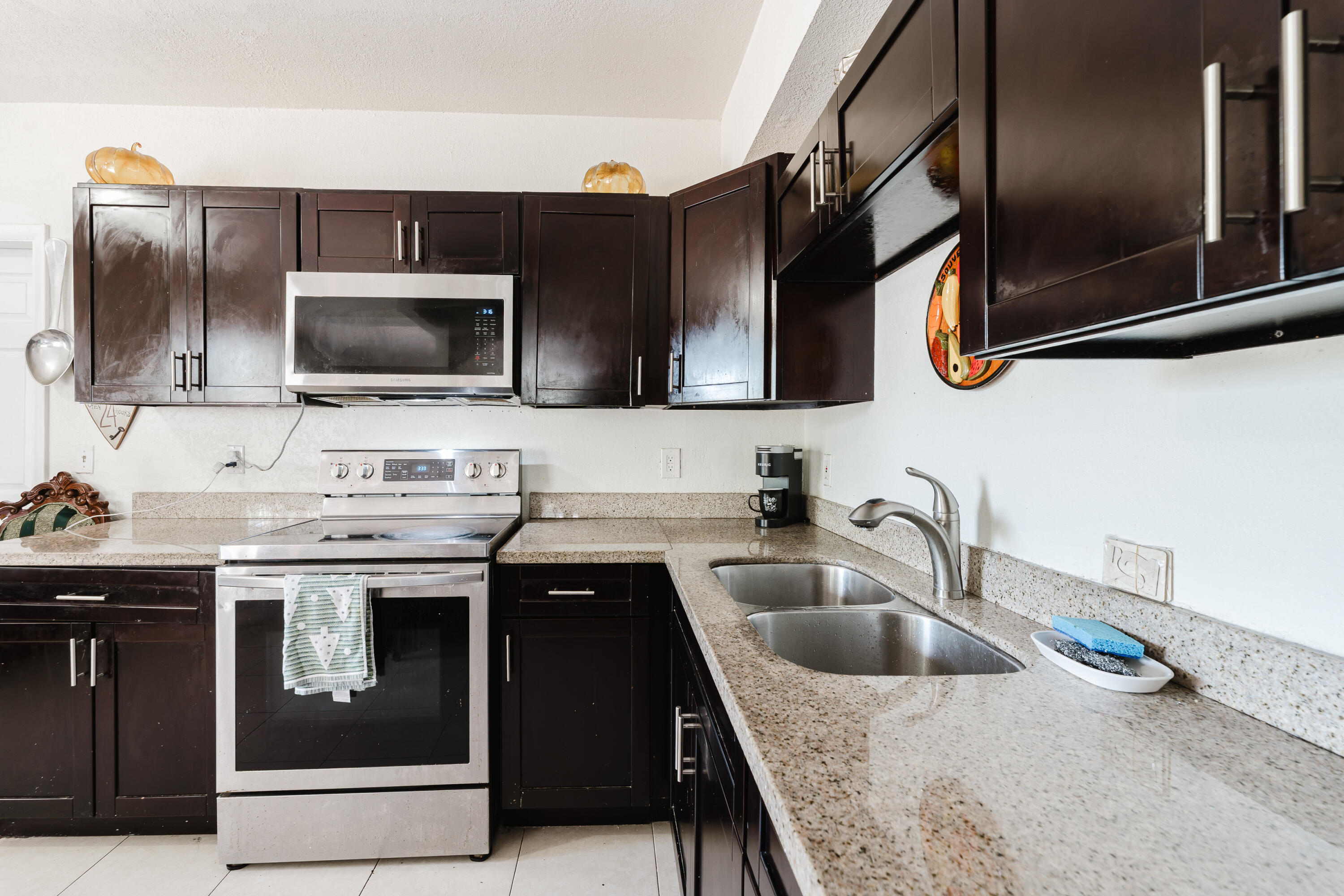 1285 NE 154th Street