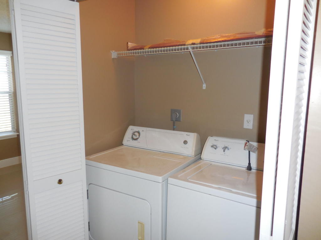 BAHIA AT DELRAY CONDO - Residential Lease