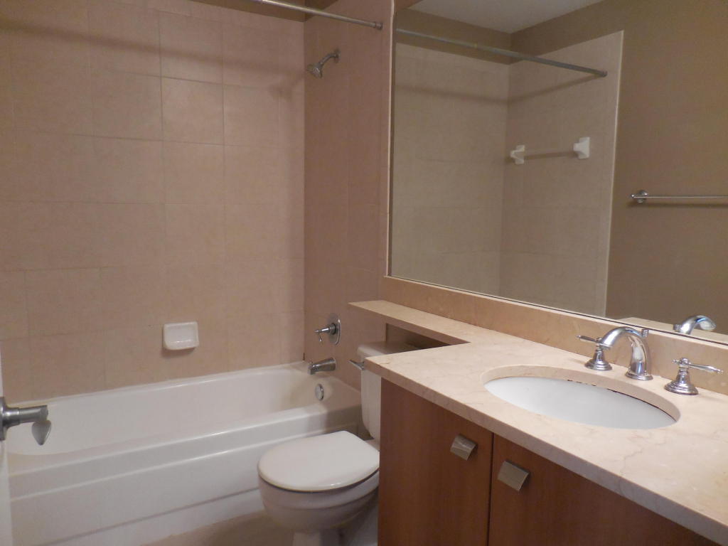 BAHIA AT DELRAY CONDO - Residential Lease