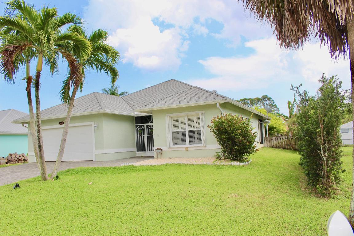 POINCIANA GARDENS - Residential Lease