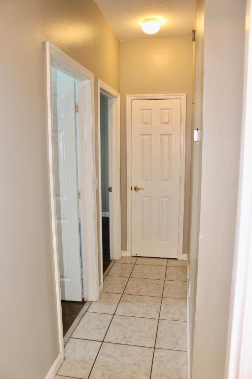 POINCIANA GARDENS - Residential Lease