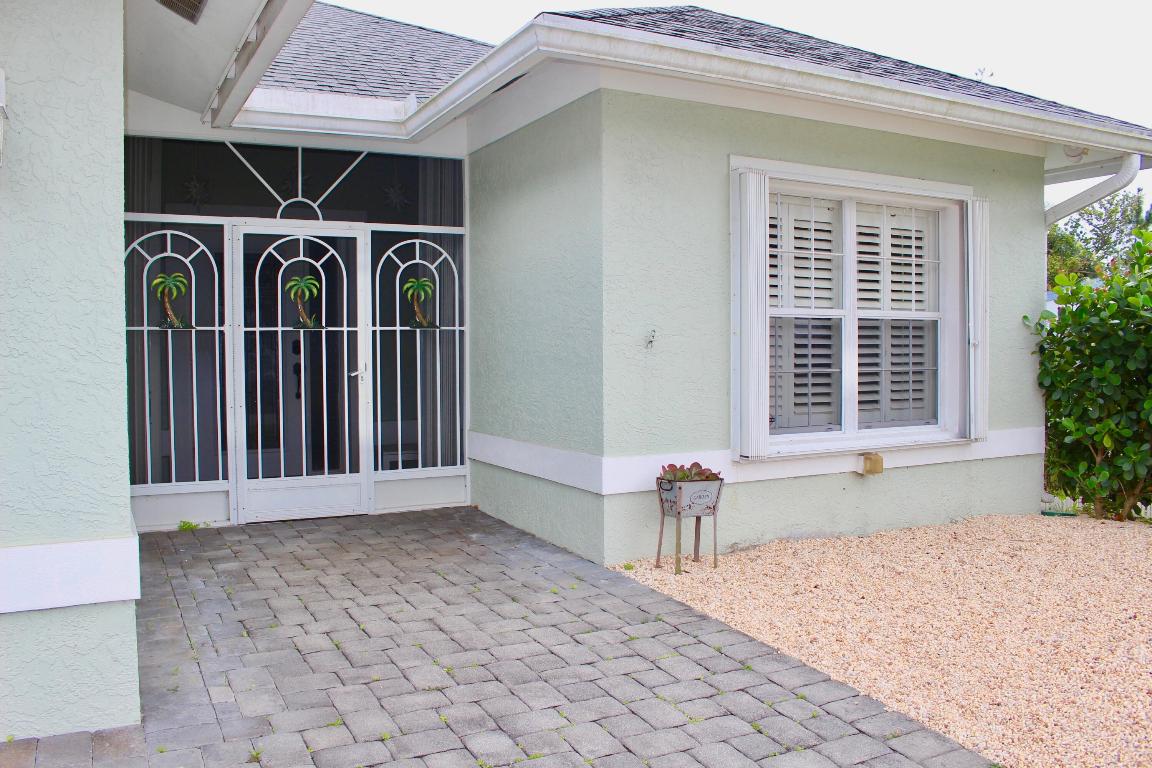 POINCIANA GARDENS - Residential Lease