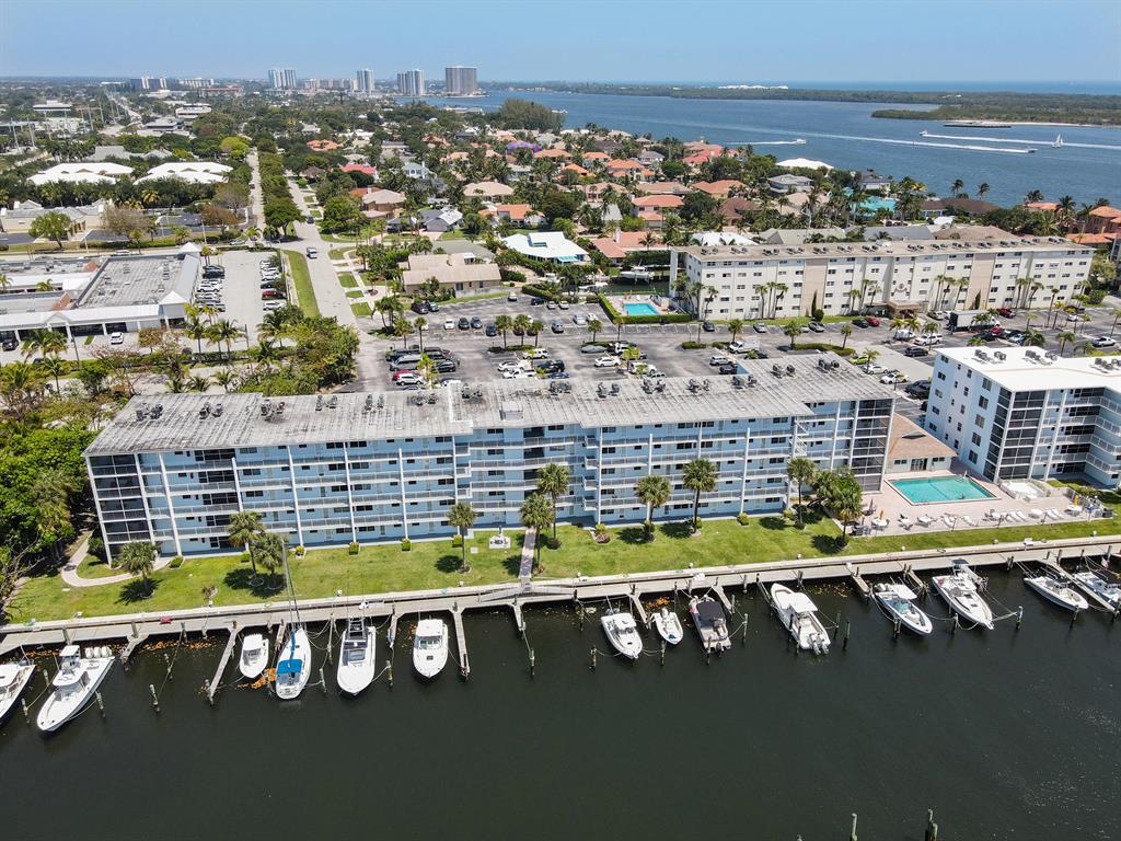 PARADISE VILLAS CONDO - Residential