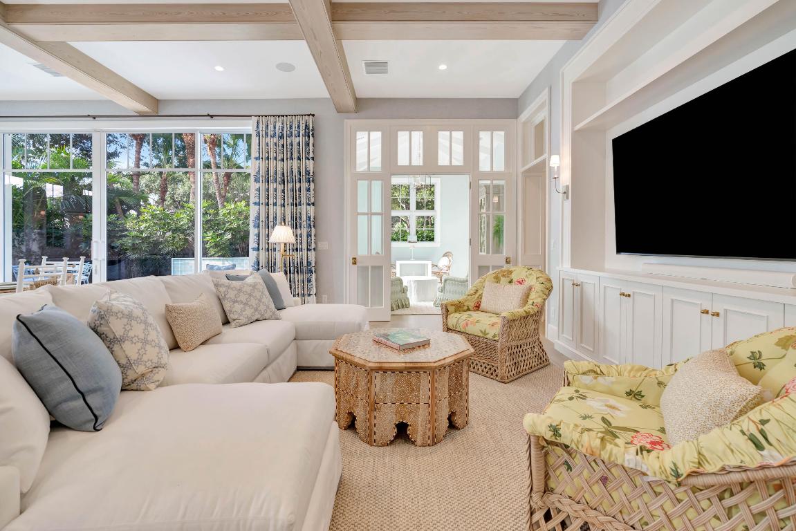 THE LOXAHATCHEE CLUB - Residential