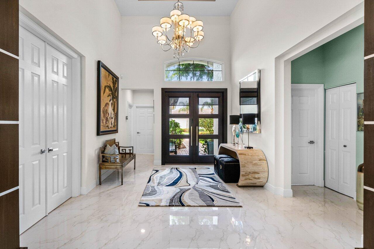 11 Laguna Court