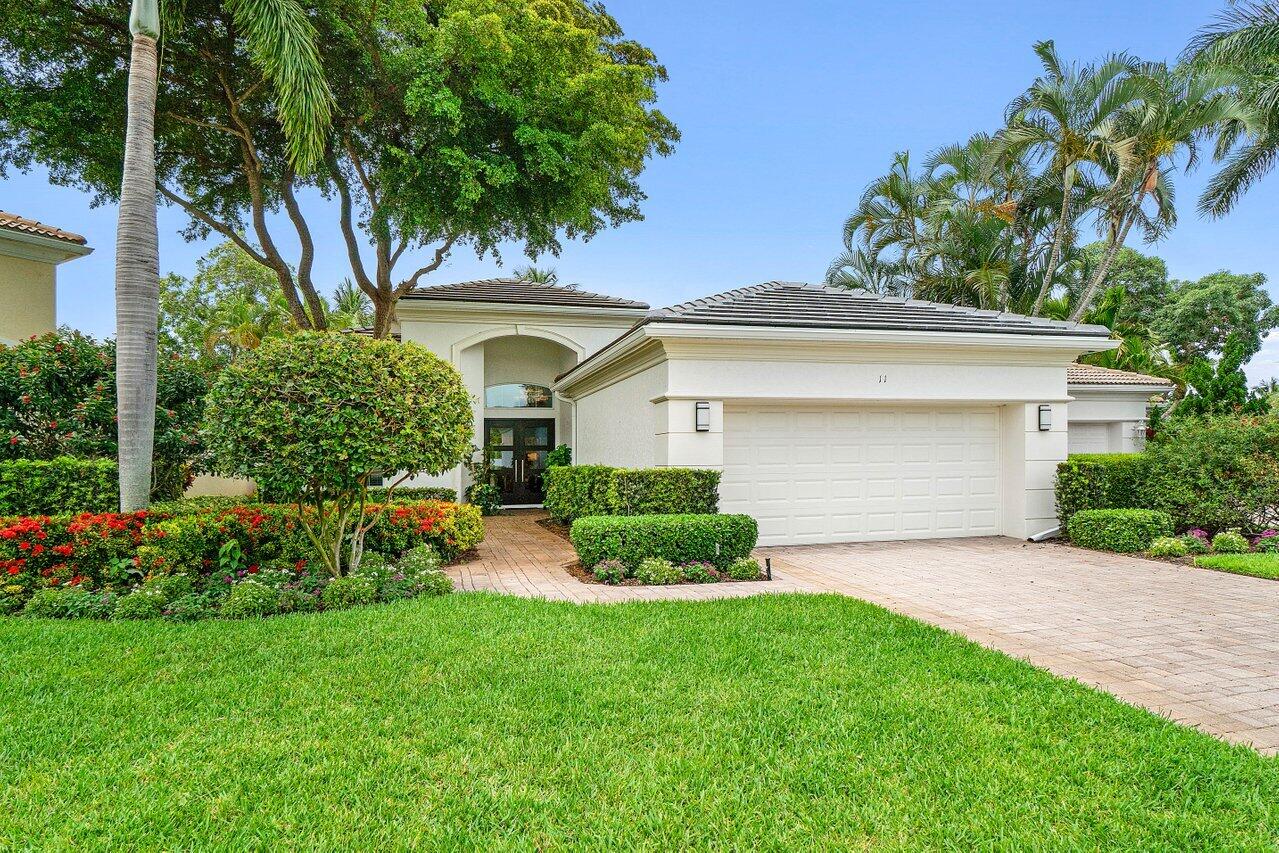 11 Laguna Court