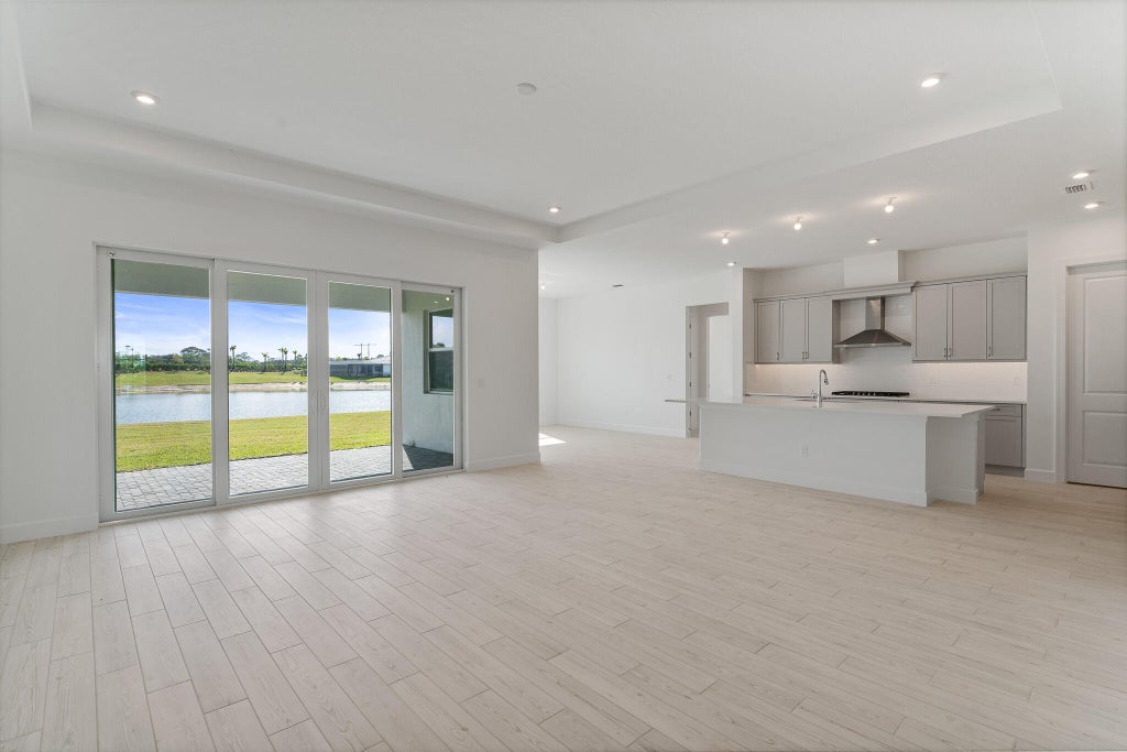 Photo of 10647 SW Vineyard Drive, Port Saint Lucie, FL 34987 (MLS # R11095938)