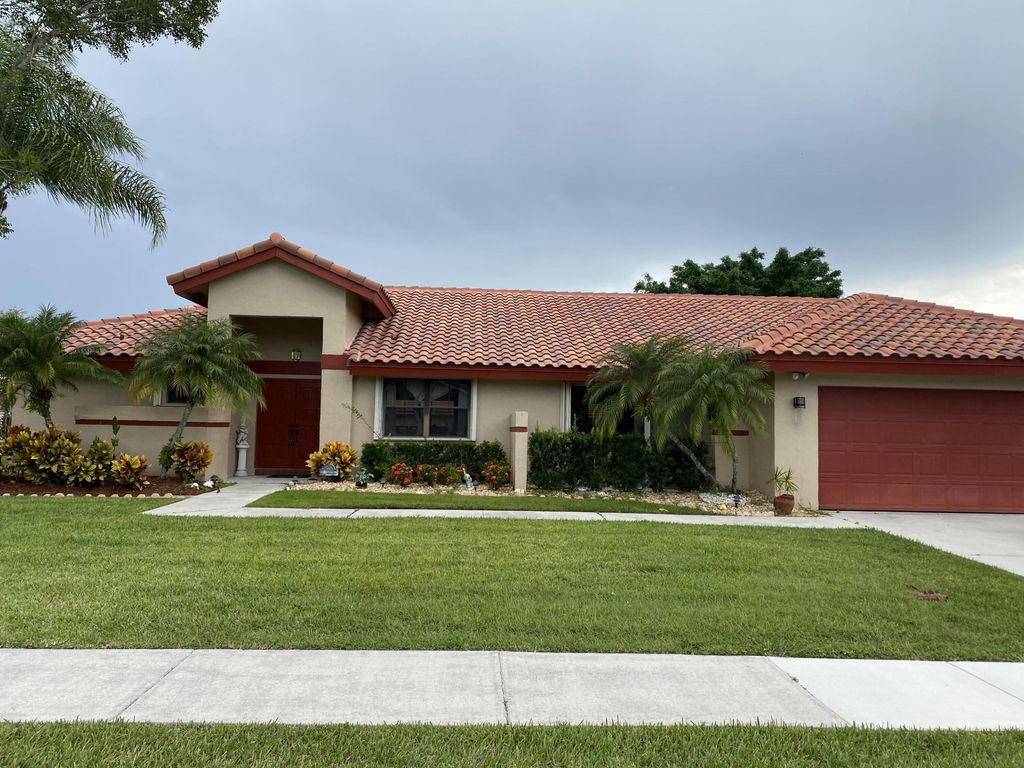 Photo of 2153 Amesbury Circle, Wellington, FL 33414 (MLS # B26022241)
