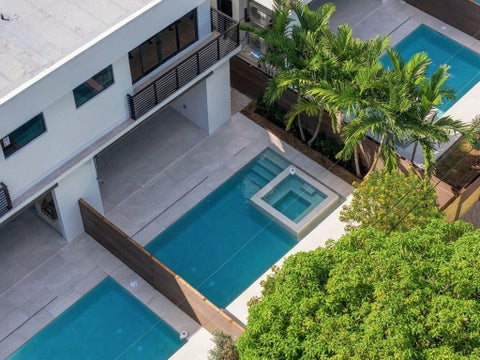 Tiny photo for 1015 NE 3rd Street, Fort Lauderdale, FL 33301 (MLS # B26088859)