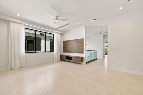 Tiny photo for 1015 NE 3rd Street, Fort Lauderdale, FL 33301 (MLS # B26088859)