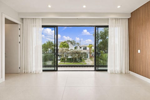 Tiny photo for 1015 NE 3rd Street, Fort Lauderdale, FL 33301 (MLS # B26088859)