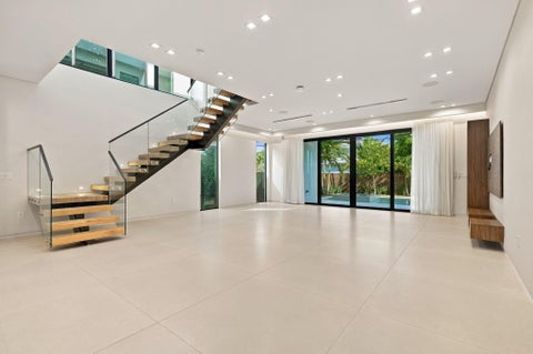 Tiny photo for 1015 NE 3rd Street, Fort Lauderdale, FL 33301 (MLS # B26088859)