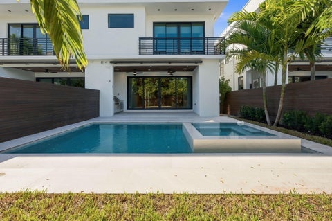Tiny photo for 1015 NE 3rd Street, Fort Lauderdale, FL 33301 (MLS # B26088859)
