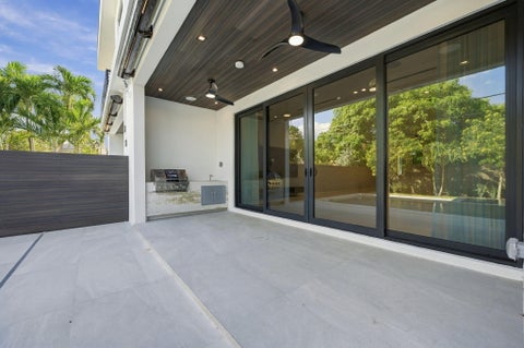 Tiny photo for 1015 NE 3rd Street, Fort Lauderdale, FL 33301 (MLS # B26088859)