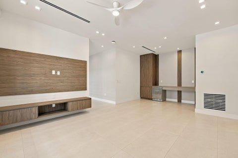 Tiny photo for 1015 NE 3rd Street, Fort Lauderdale, FL 33301 (MLS # B26088859)