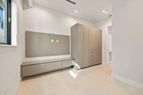 Tiny photo for 1015 NE 3rd Street, Fort Lauderdale, FL 33301 (MLS # B26088859)