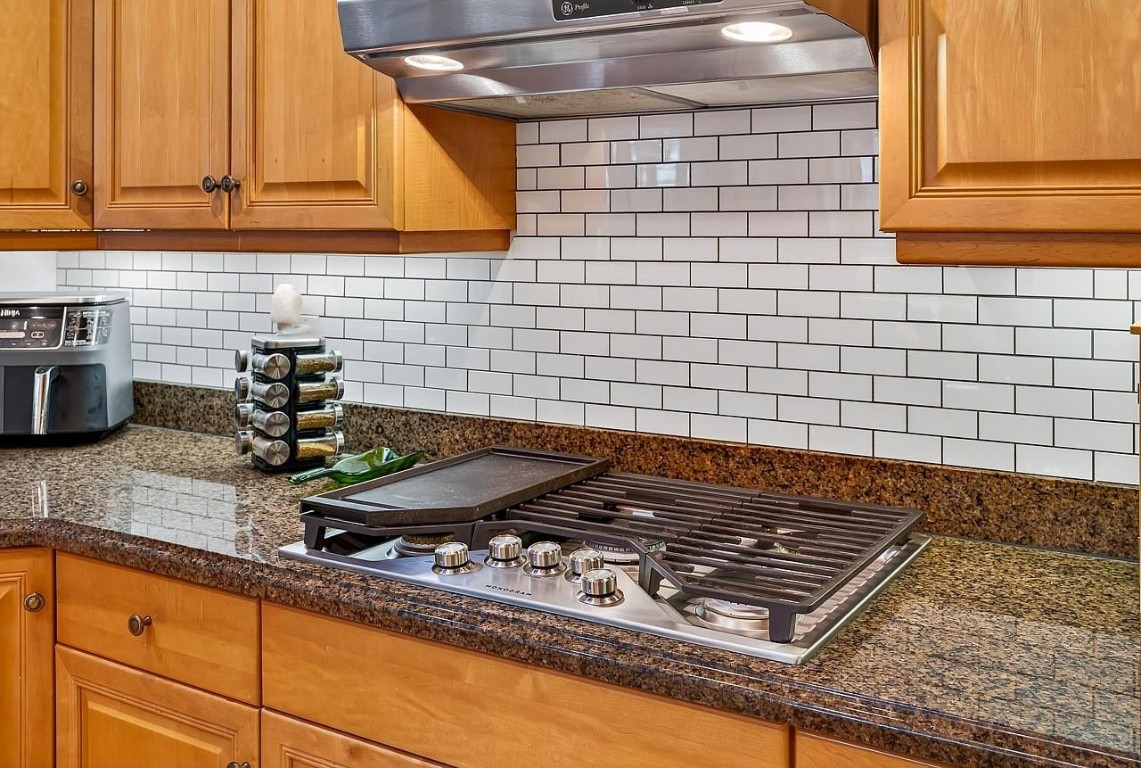 Seasons Pd - Residential