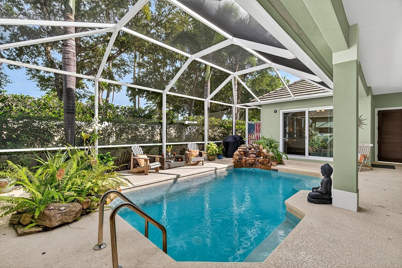 Seasons Pd - Residential