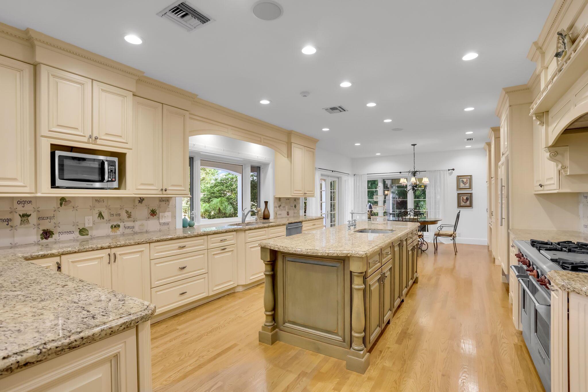 BOCA RATON BATH & TENNIS - Residential