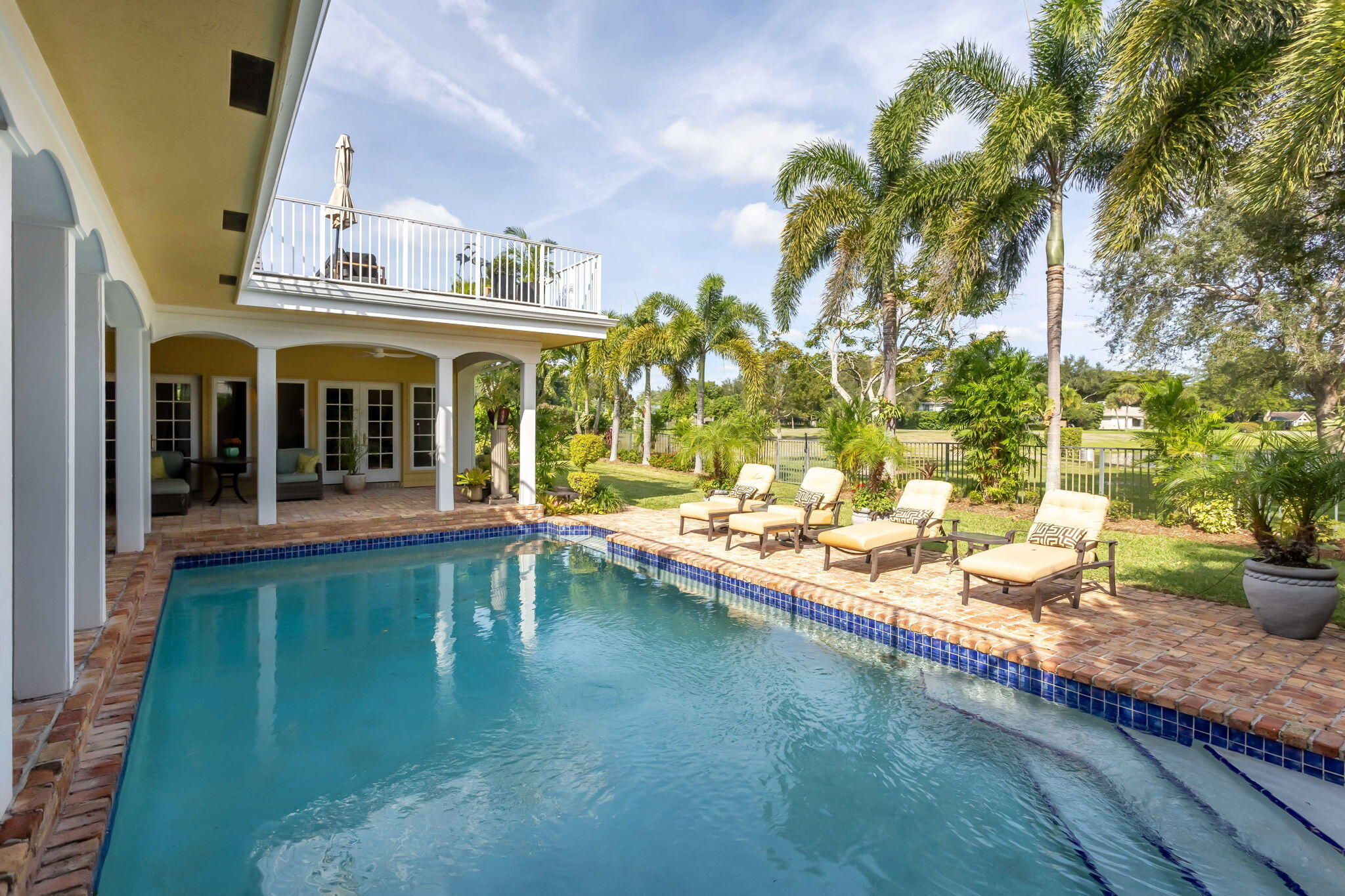 BOCA RATON BATH & TENNIS CLUB - Residential