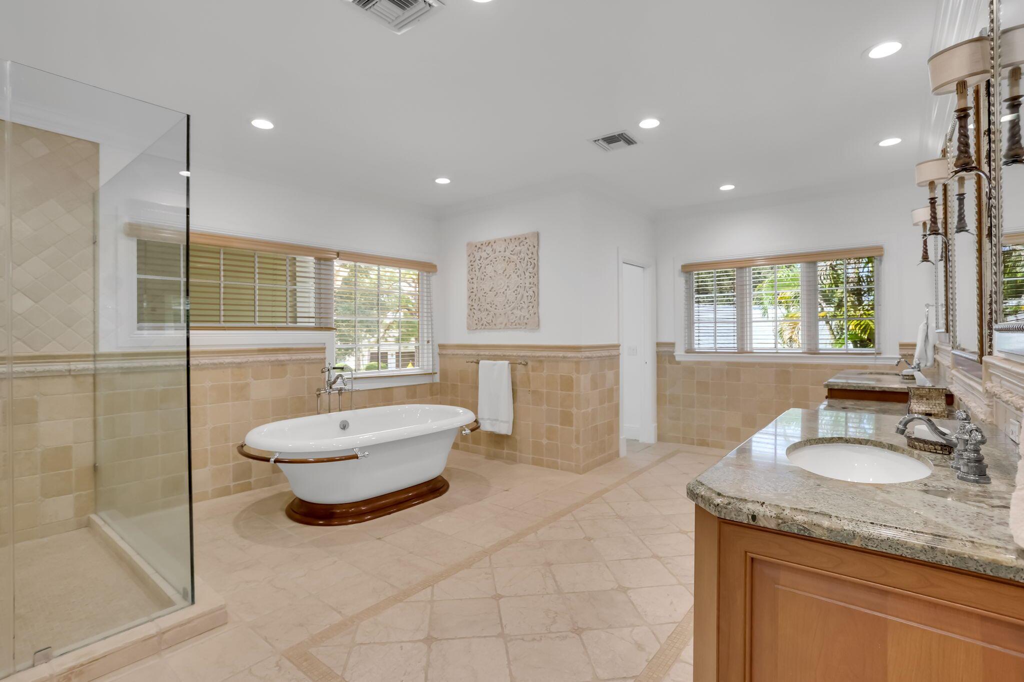 BOCA RATON BATH & TENNIS - Residential