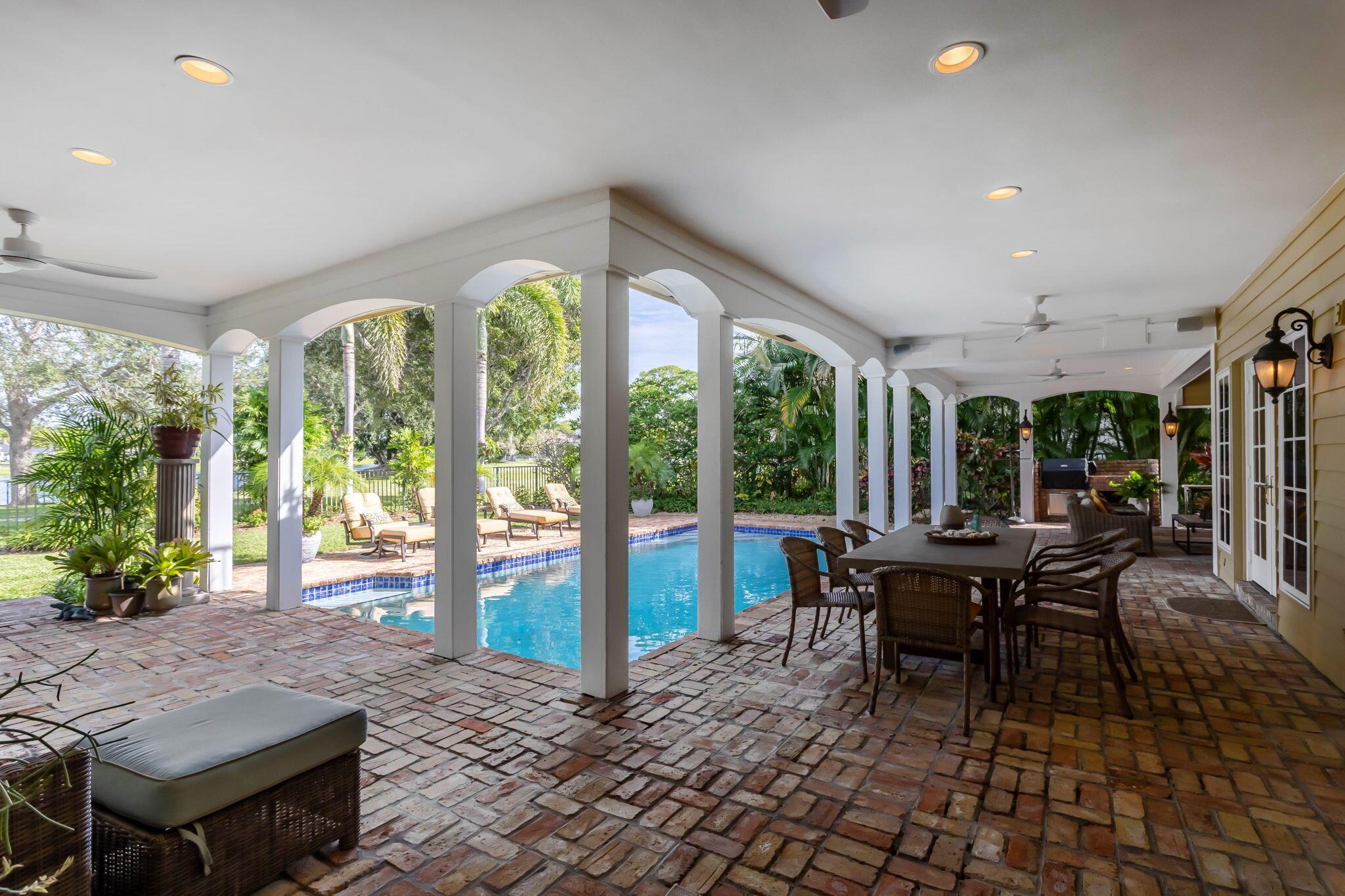 BOCA RATON BATH & TENNIS - Residential