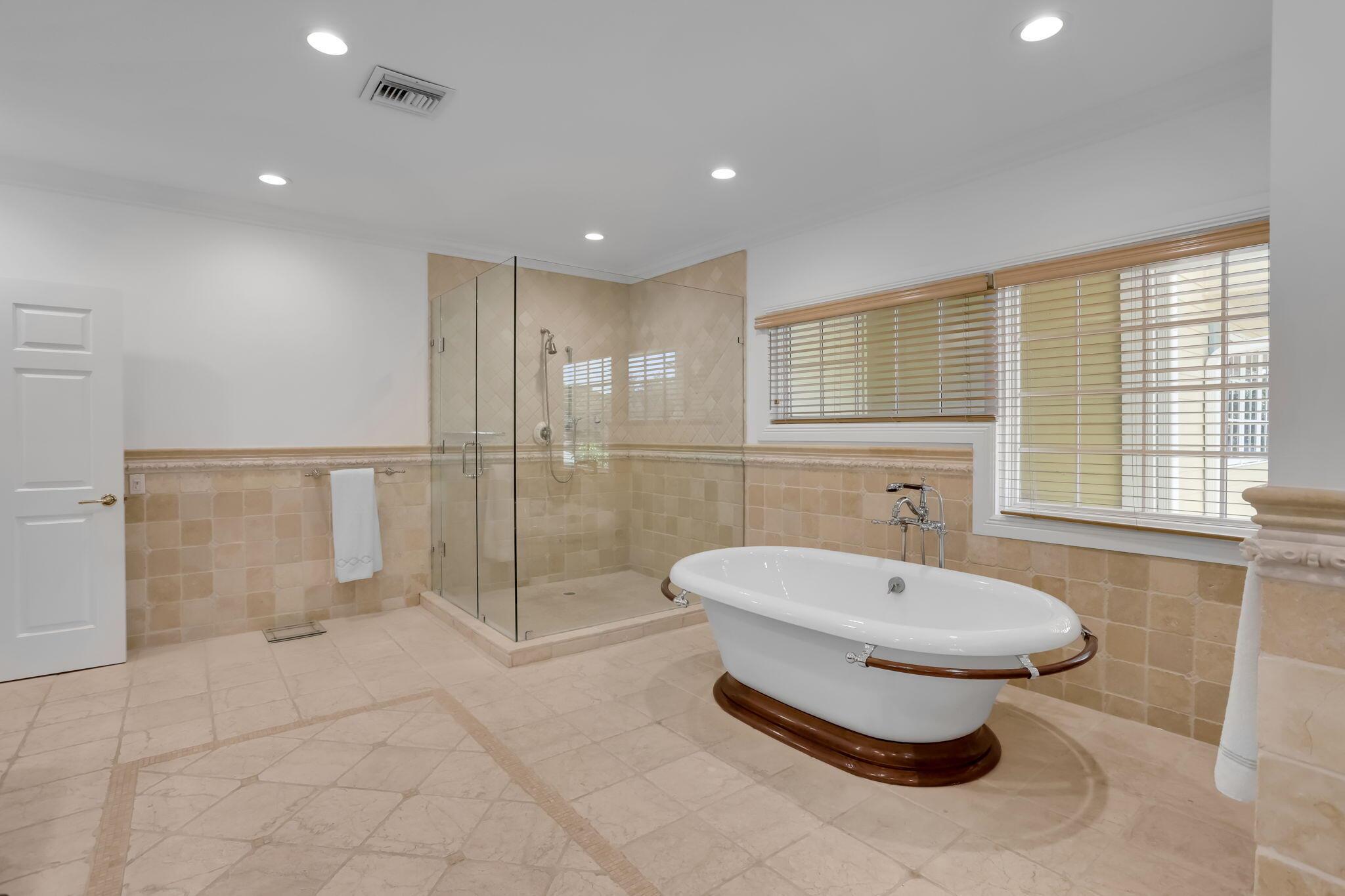 BOCA RATON BATH & TENNIS - Residential