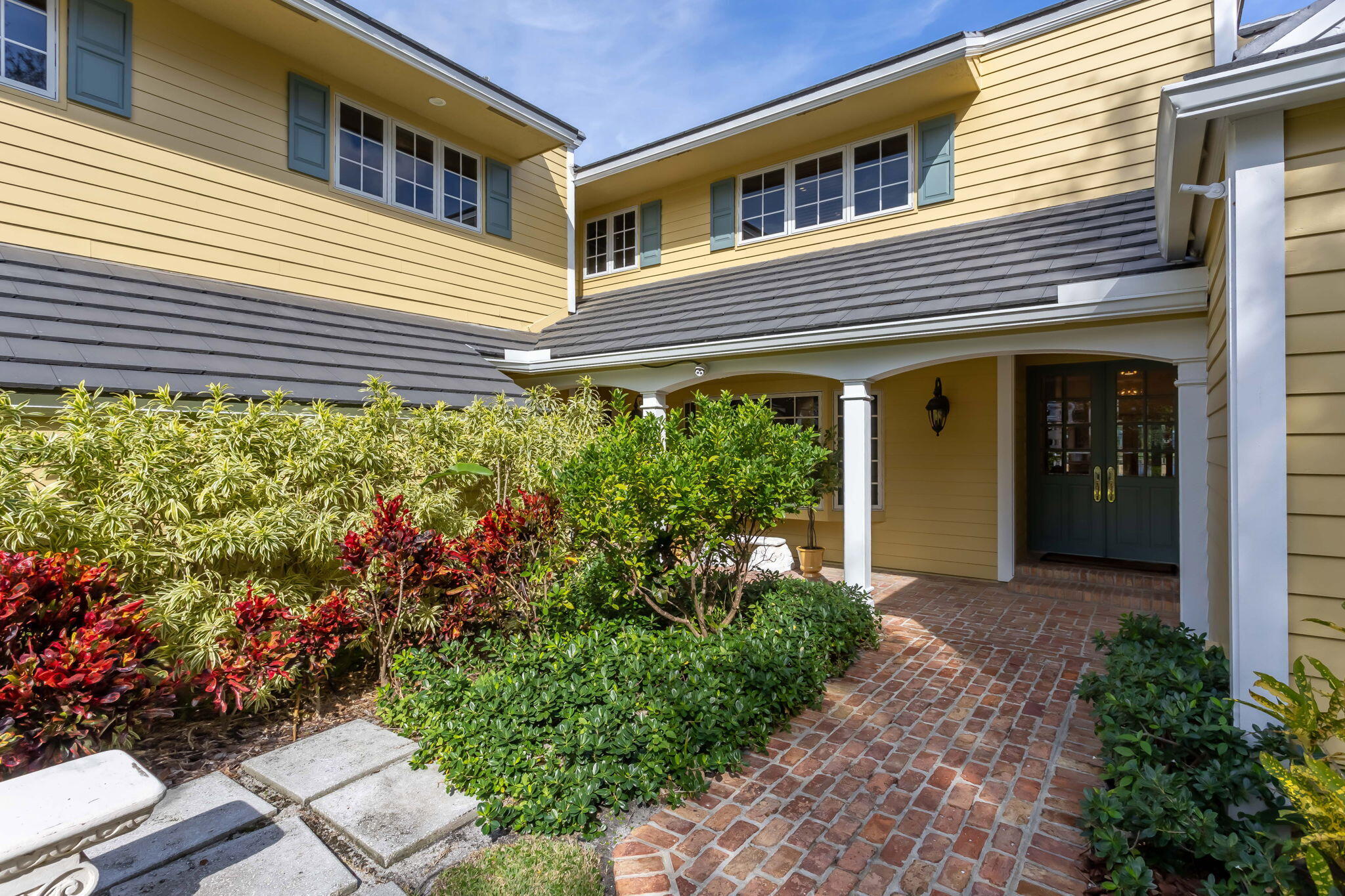 BOCA RATON BATH & TENNIS CLUB - Residential