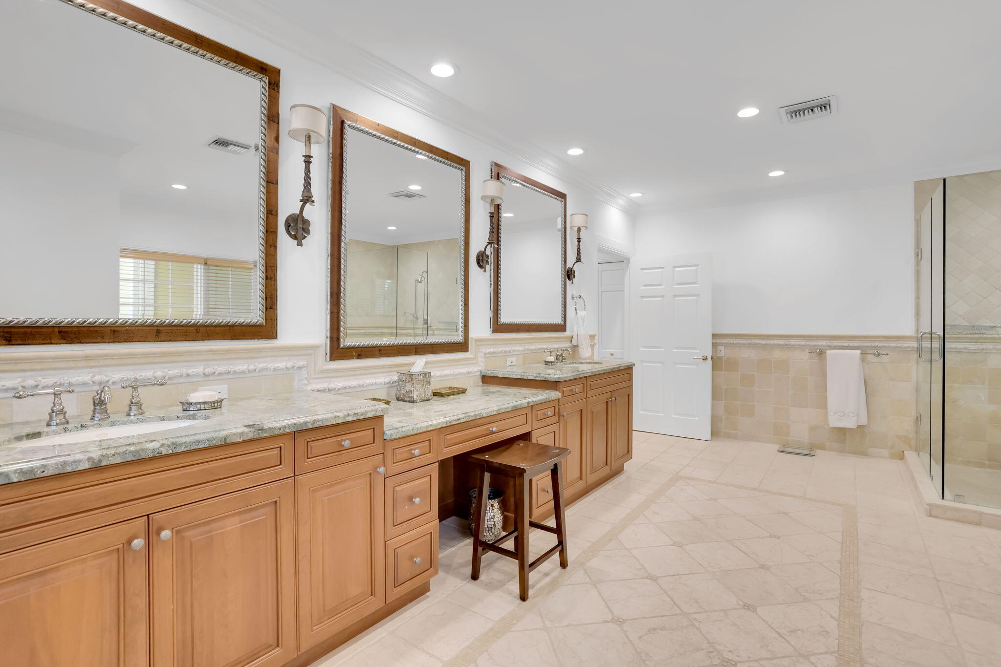 BOCA RATON BATH & TENNIS CLUB - Residential