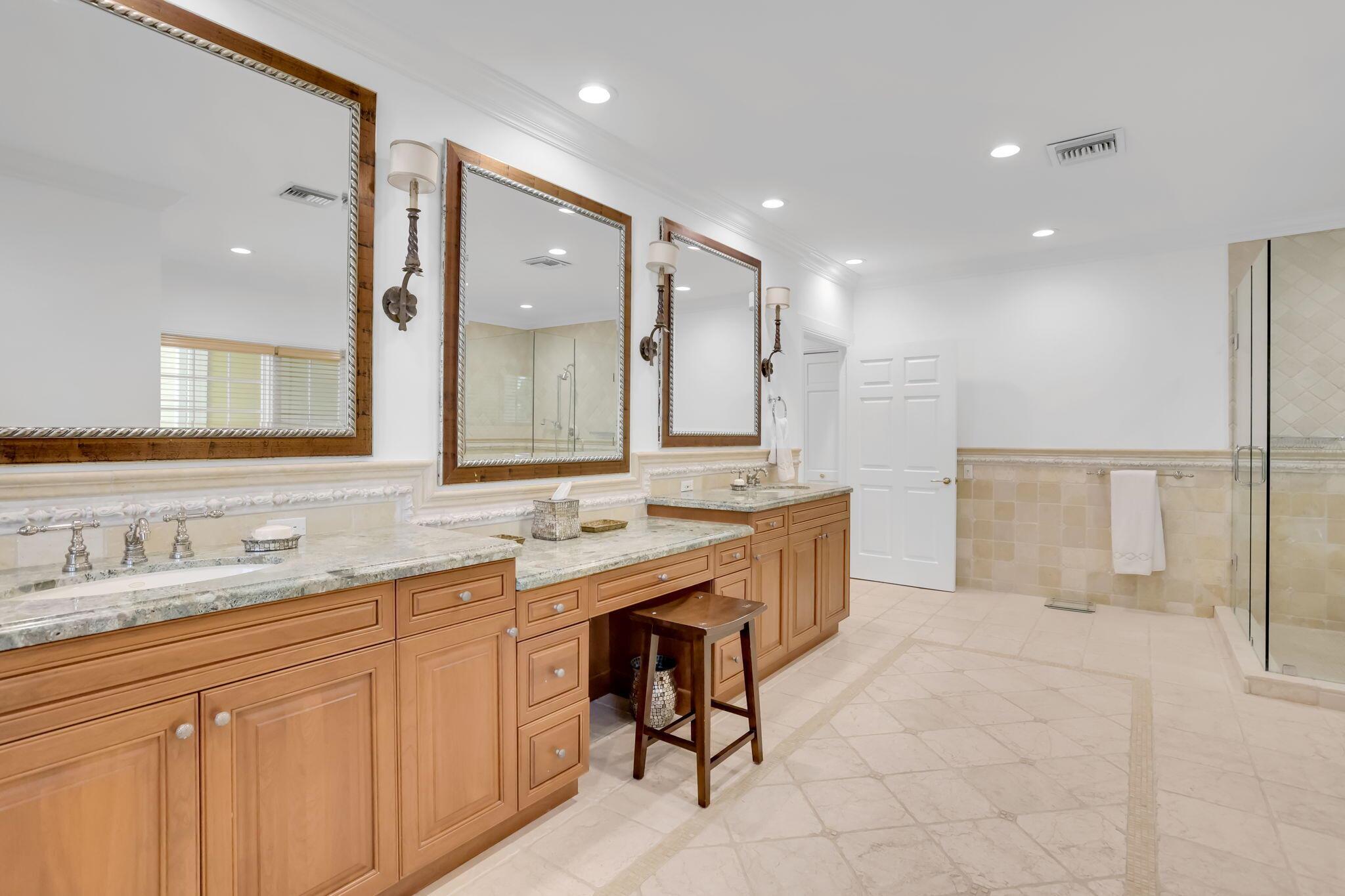 BOCA RATON BATH & TENNIS - Residential