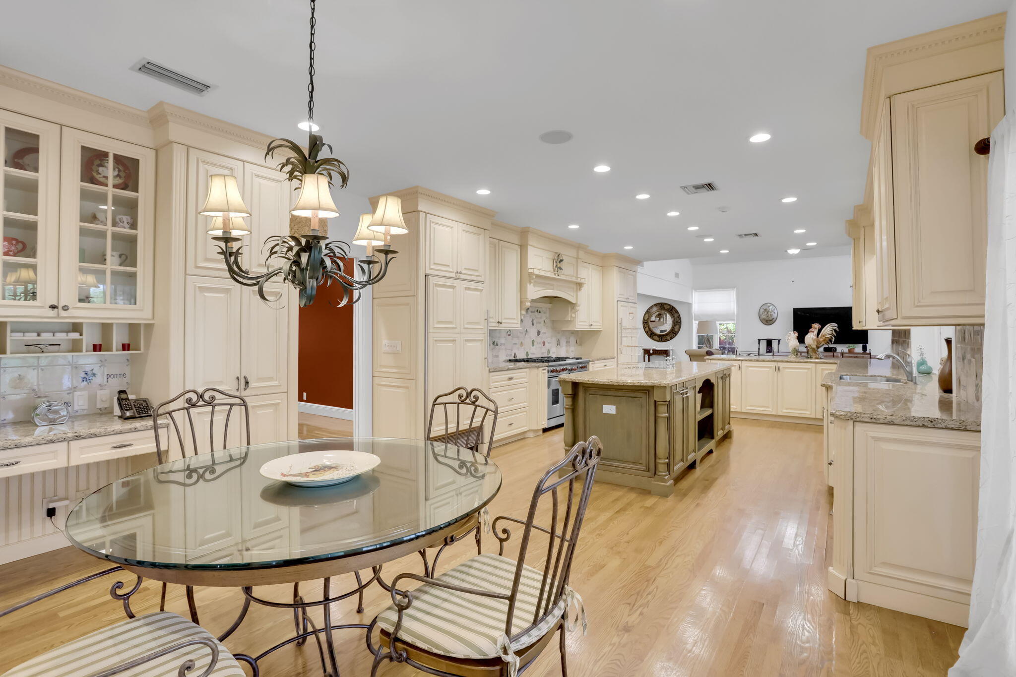 BOCA RATON BATH & TENNIS CLUB - Residential