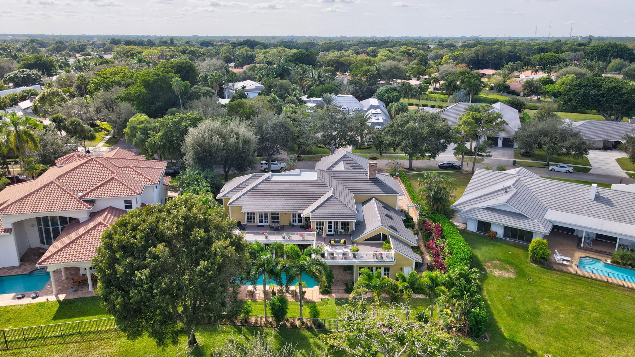BOCA RATON BATH & TENNIS CLUB - Residential