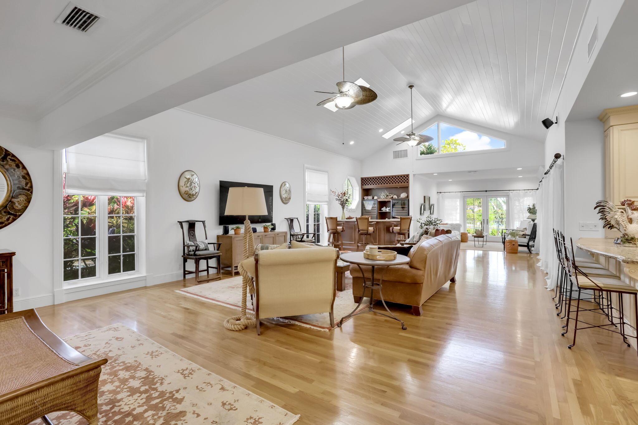 BOCA RATON BATH & TENNIS - Residential