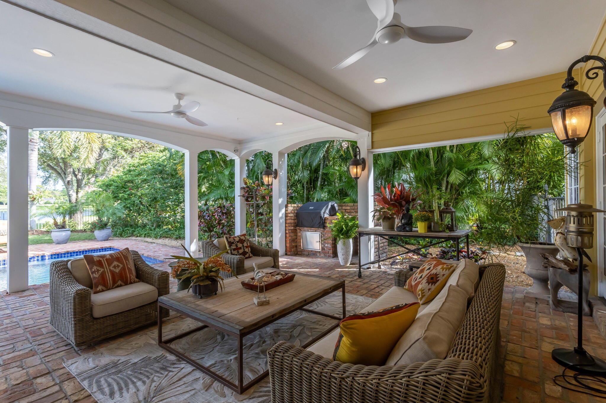 BOCA RATON BATH & TENNIS - Residential